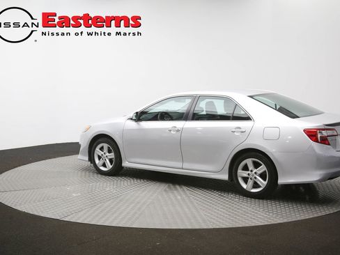 Used 2014 Toyota Camry SE FWD image 62