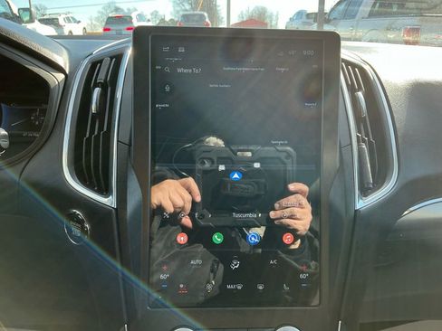 Used 2022 Ford Edge Titanium w/ Equipment Group 301A image 26