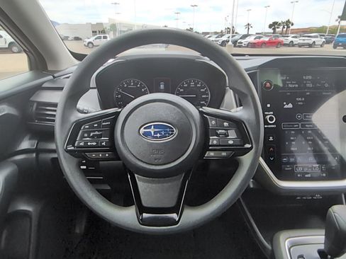 Used 2025 Subaru Crosstrek 2.0i Premium AWD/4WD image 17