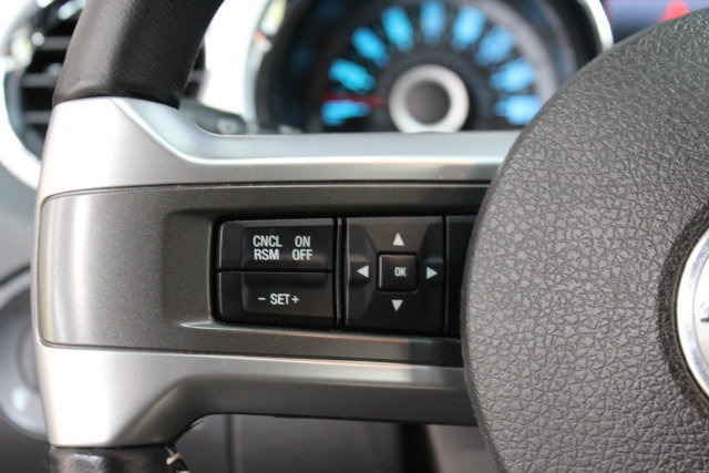 Used 2013 Ford Mustang Premium RWD image 14