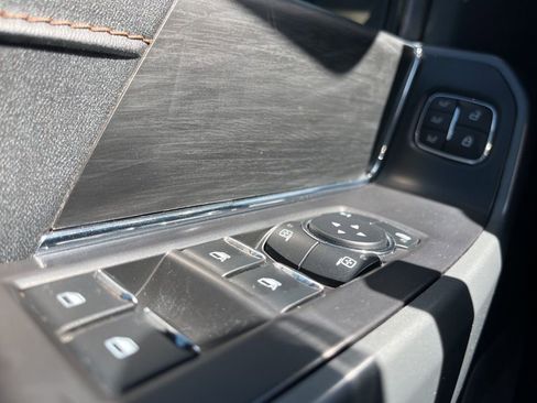 Used 2024 Ford F150 Lariat w/ FX4 Off-Road Package image 16