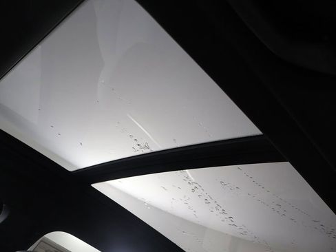 Used 2024 BMW X5 xDrive40i w/ Parking Assistance Package image 18