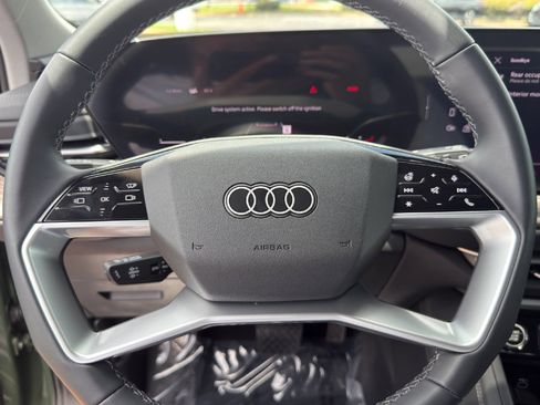 Certified 2025 Audi Q5 Premium w/ Premium Plus AWD/4WD image 19