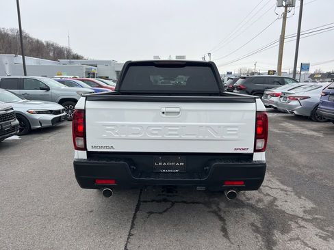 Certified 2025 Honda Ridgeline Sport image 4