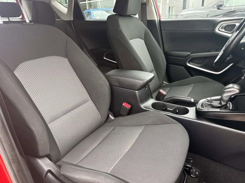 Used 2021 Kia Soul X-Line FWD image 11
