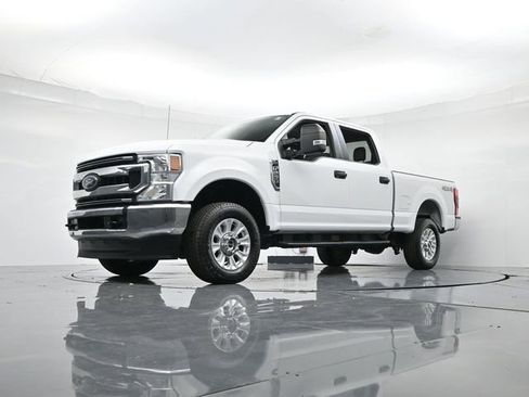 Used 2022 Ford F250 XLT image 32
