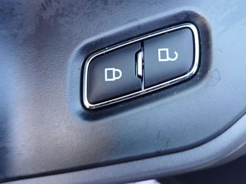 New 2025 Ford F150 XLT w/ Equipment Group 302A MID image 10