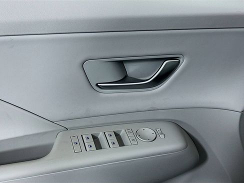 New 2026 Hyundai Kona SEL Premium image 19