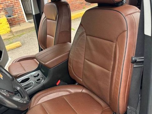Used 2018 Chevrolet Traverse High Country w/ LPO, Floor Liner Package AWD/4WD image 12