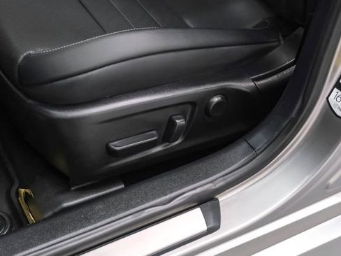 Used 2022 Lexus IS 350 F Sport image 32