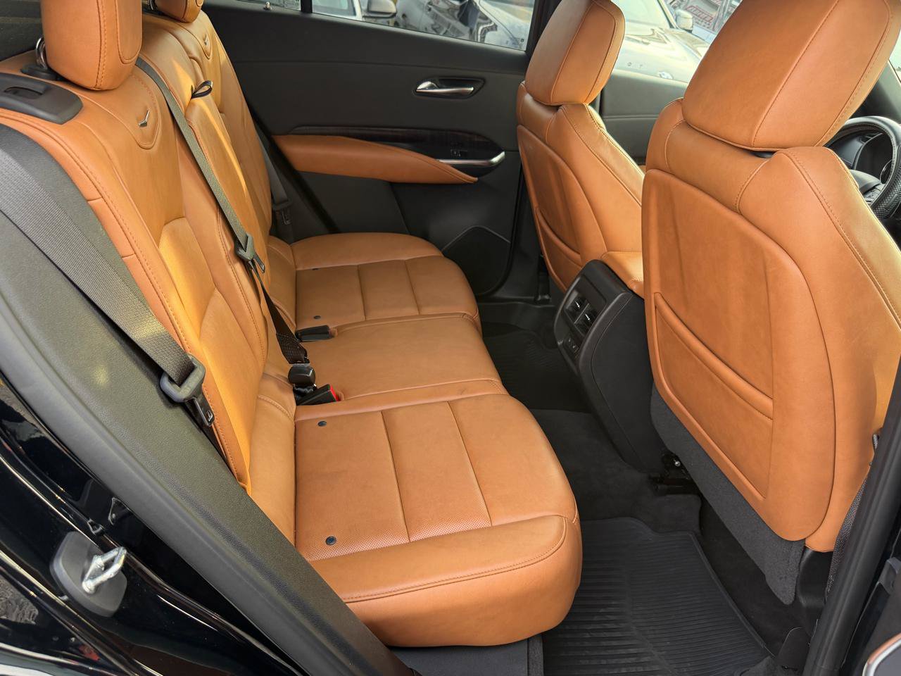 Used 2019 Cadillac XT4 Premium Luxury AWD/4WD image 15