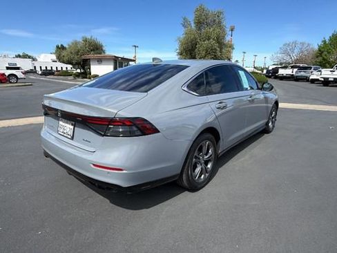 Used 2024 Honda Accord EX-L image 4