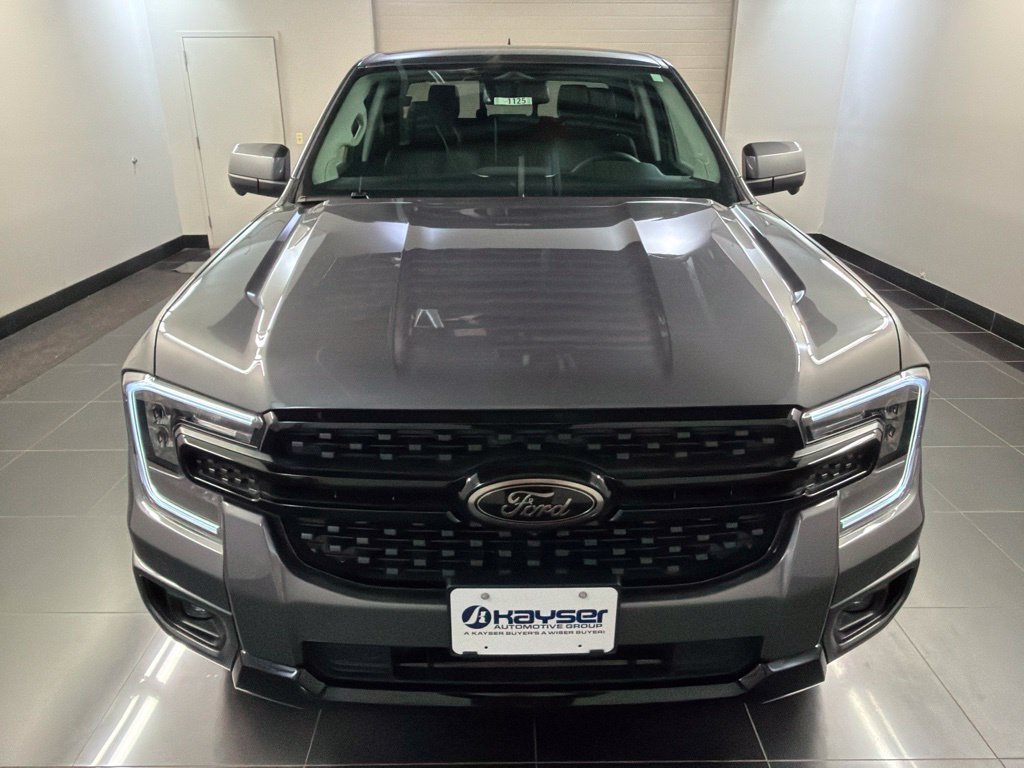 New 2026 Ford Ranger Lariat w/ Black Appearance Package AWD/4WD image 2