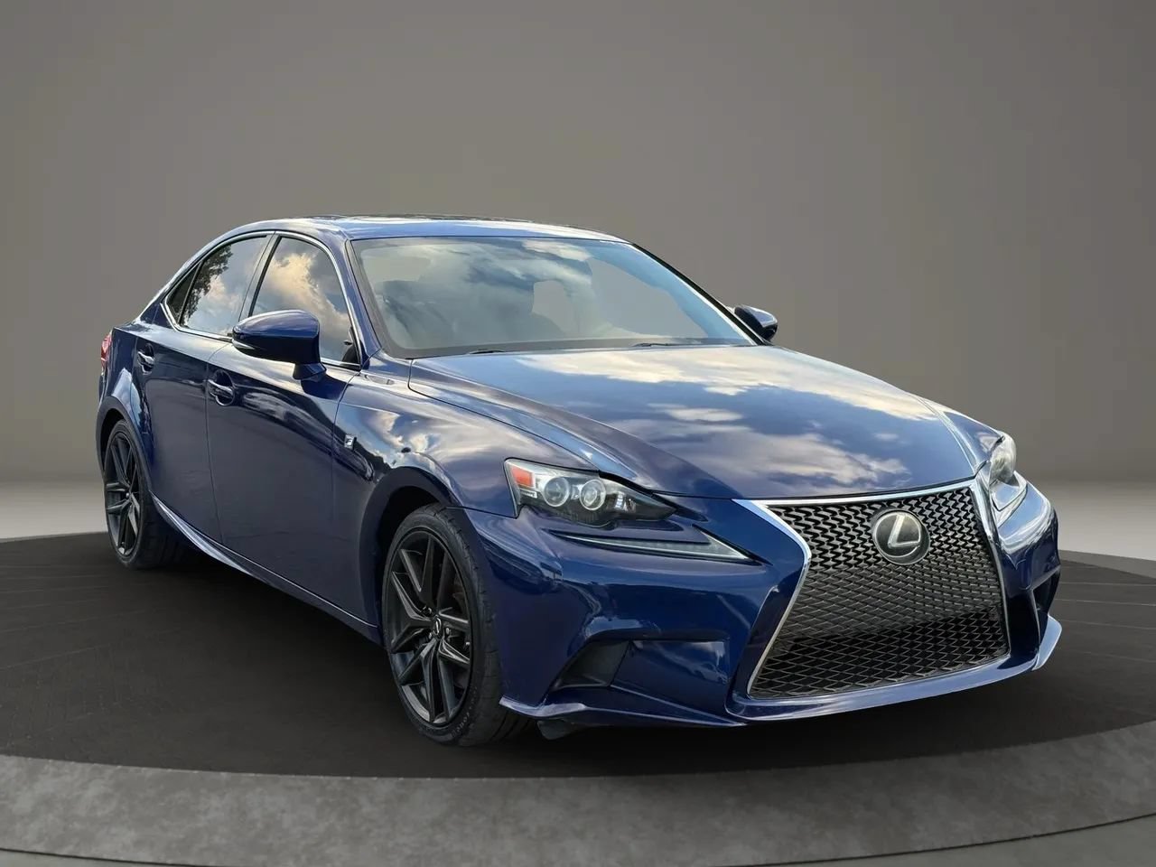Used 2016 Lexus IS 200t w/ F Sport Package RWD image 3