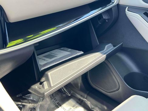 Used 2023 Nissan Rogue SL image 9