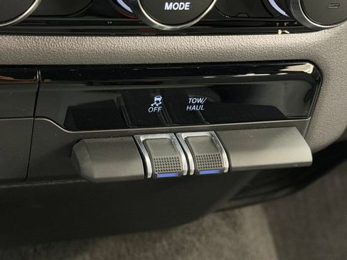 Used 2023 RAM 1500 Big Horn AWD/4WD image 27