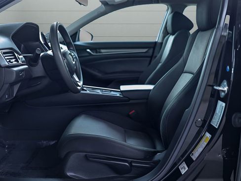 Used 2022 Honda Accord LX image 36