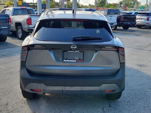 New 2026 Nissan Kicks SV image 6