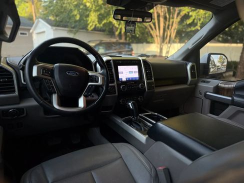 Used 2020 Ford F150 Lariat AWD/4WD image 9