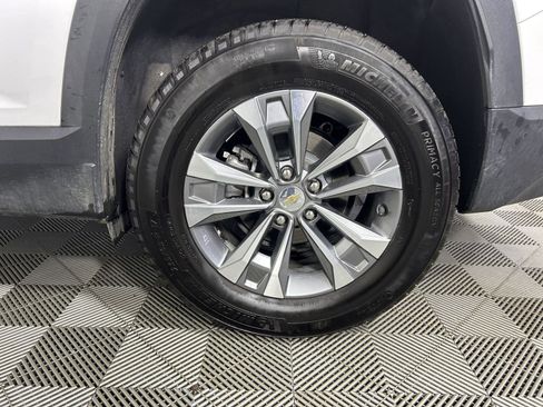 Used 2025 Chevrolet Equinox LT image 5