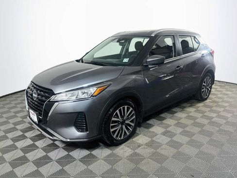 Used 2023 Nissan Kicks SV w/ Interior Electronics Package FWD image 1