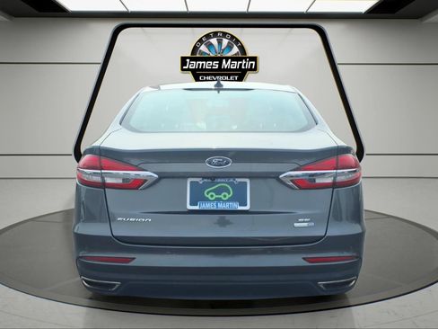 Used 2020 Ford Fusion SE AWD/4WD image 5