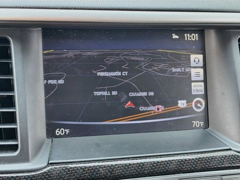 Used 2019 Nissan Pathfinder SL FWD image 14