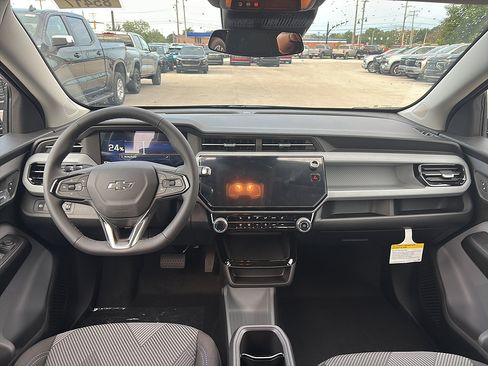 New 2027 Chevrolet Bolt LT w/ Comfort Package FWD image 10