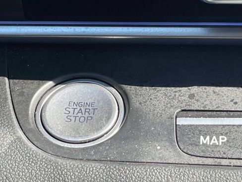 Used 2024 Hyundai Elantra SEL w/ Convenience Package FWD image 26