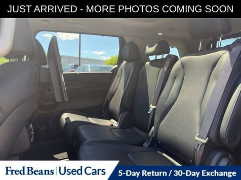 Used 2025 Kia Carnival SX FWD image 14