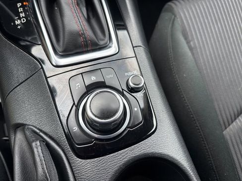 Used 2015 MAZDA MAZDA3 i Touring image 24