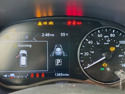 Used 2024 Nissan Kicks SV image 16