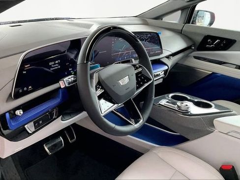 New 2026 Cadillac Optiq Sport 1 image 7