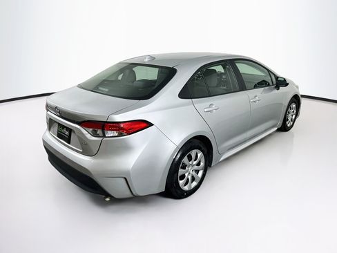 Used 2025 Toyota Corolla LE FWD image 9