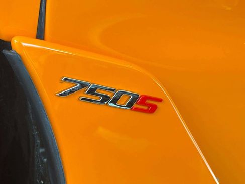 New 2026 McLaren 750S image 10