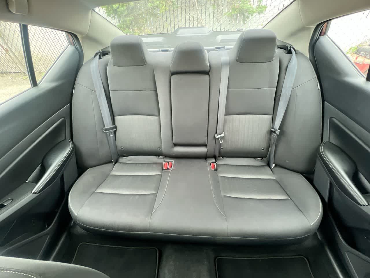Used 2024 Nissan Altima 2.5 SV FWD image 23