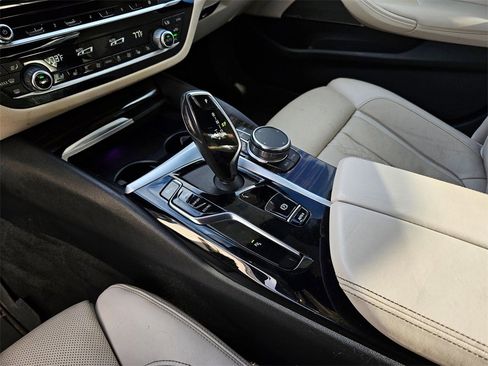 Certified 2023 BMW 540i xDrive w/ Premium Package image 14