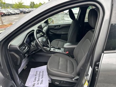 Used 2023 Ford Escape Active AWD/4WD image 9