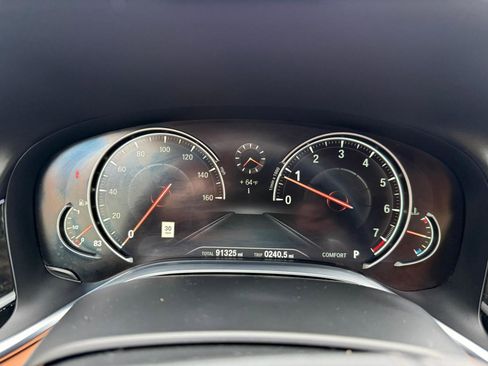 Used 2018 BMW 750i xDrive AWD/4WD image 35