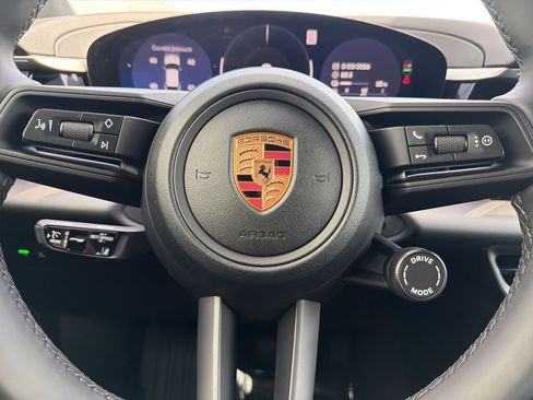 New 2026 Porsche Macan Electric image 18