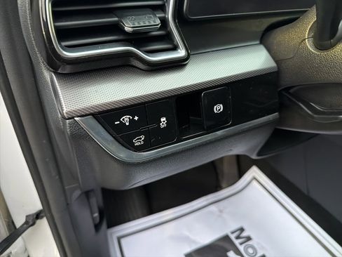 Certified 2023 Kia Sportage SX image 33