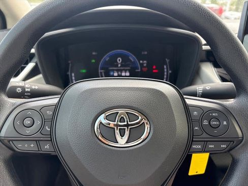 New 2026 Toyota Corolla LE FWD image 17