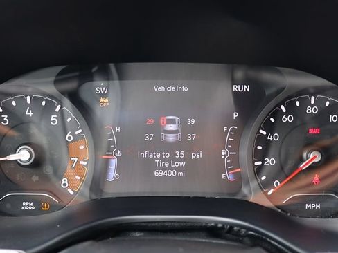 Used 2024 Jeep Compass Latitude AWD/4WD image 42