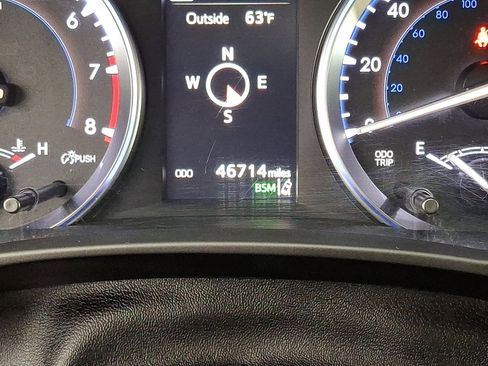 Certified 2018 Toyota Highlander XLE AWD/4WD image 13