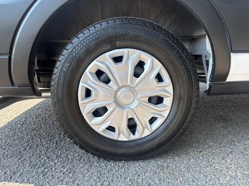 Used 2024 Ford Transit 350 XLT image 7