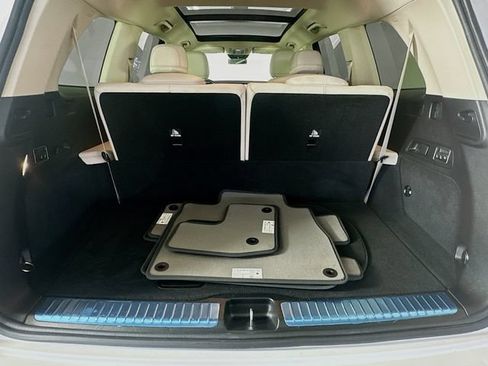 Certified 2024 Mercedes-Benz GLS 450 4MATIC image 27