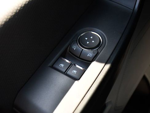 Used 2025 Ford F150 XL w/ Equipment Group 103A High image 18