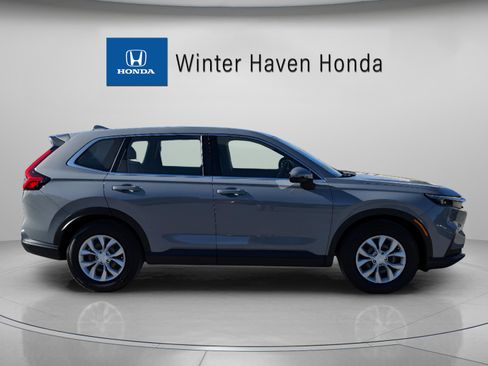 Used 2024 Honda CR-V LX image 9