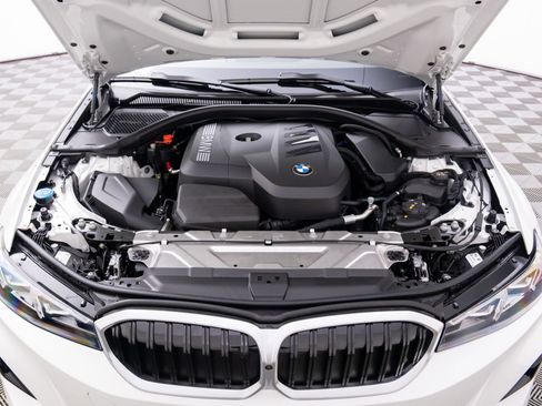 Used 2026 BMW 330i xDrive Sedan w/ Convenience Package AWD/4WD image 29