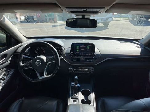 Used 2019 Nissan Altima 2.5 SL FWD image 34
